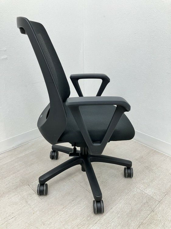 イトーキnona(ノナ)シリーズ 固定肘付ノナチェア 商品画像3