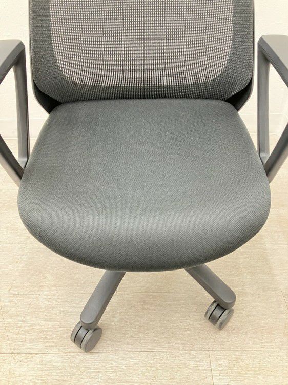 イトーキnona(ノナ)シリーズ 固定肘付ノナチェア 商品画像8