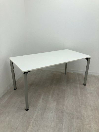 イトーキDEシリーズ 1500ミーティングテーブル 商品画像1