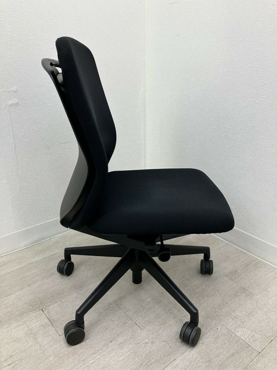 ウチダ（内田洋行）KRENE（クレネ）チェア クレネチェア 商品画像3