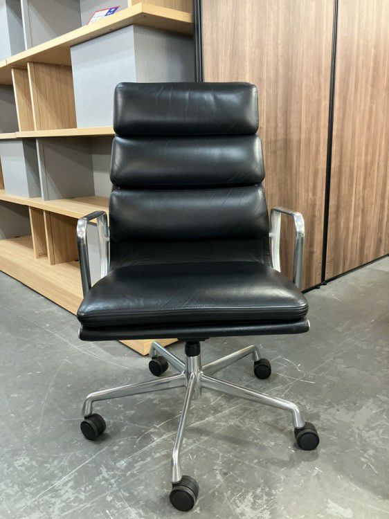 HermanMiller（ハーマンミラー）イームズソフトパッドグループチェア イームズソフトパッドグループチェア 商品画像1