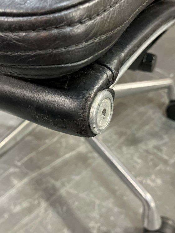 HermanMiller（ハーマンミラー）イームズ ソフトパッドグループチェア イームズソフトパッドグループチェア 商品画像3