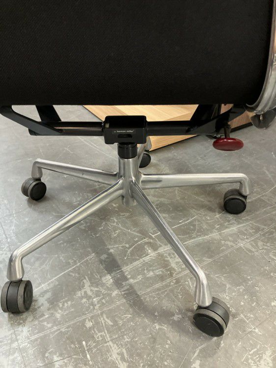 HermanMiller（ハーマンミラー）イームズ ソフトパッドグループチェア イームズソフトパッドグループチェア 商品画像16