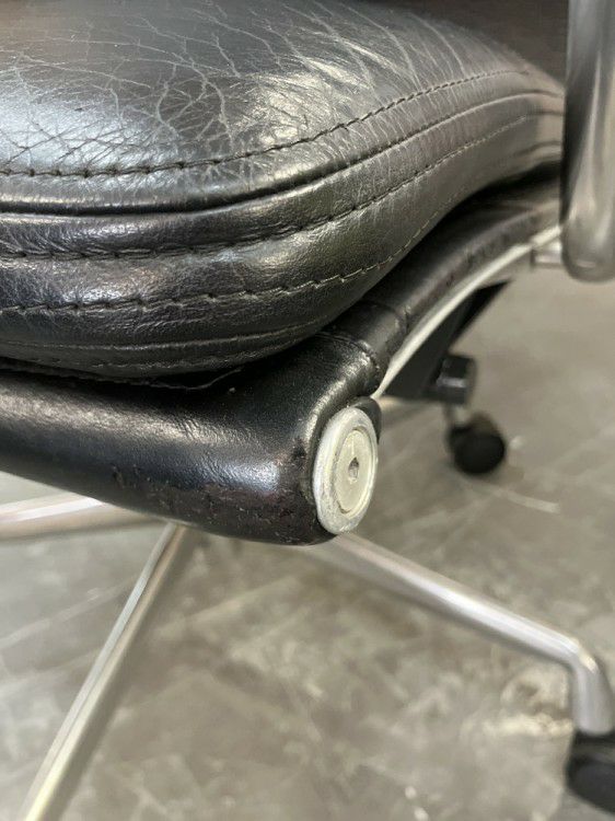 HermanMiller（ハーマンミラー）イームズ ソフトパッドグループチェア イームズソフトパッドグループチェア 商品画像2