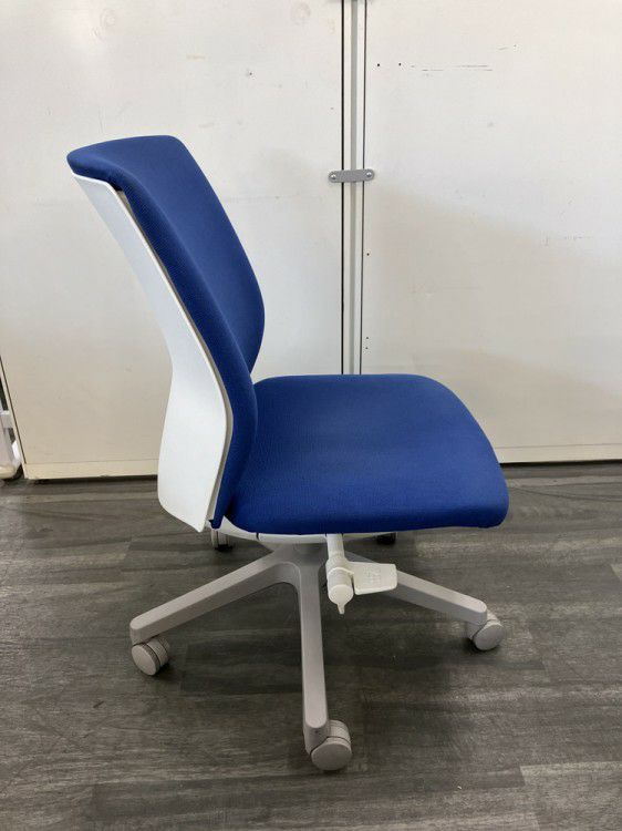 オカムラオムネスシリーズ オムネスチェア 商品画像5