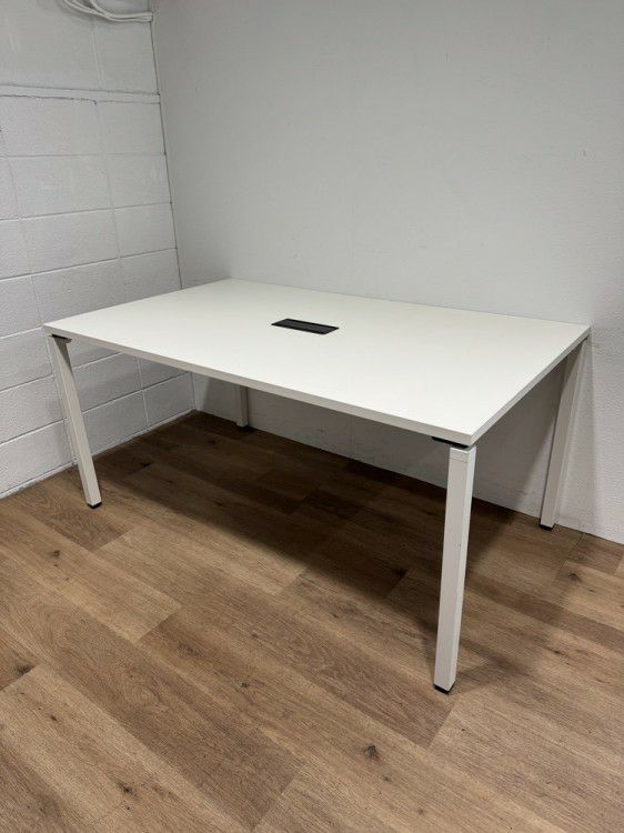 ナイキミーティングテーブル 商品画像1