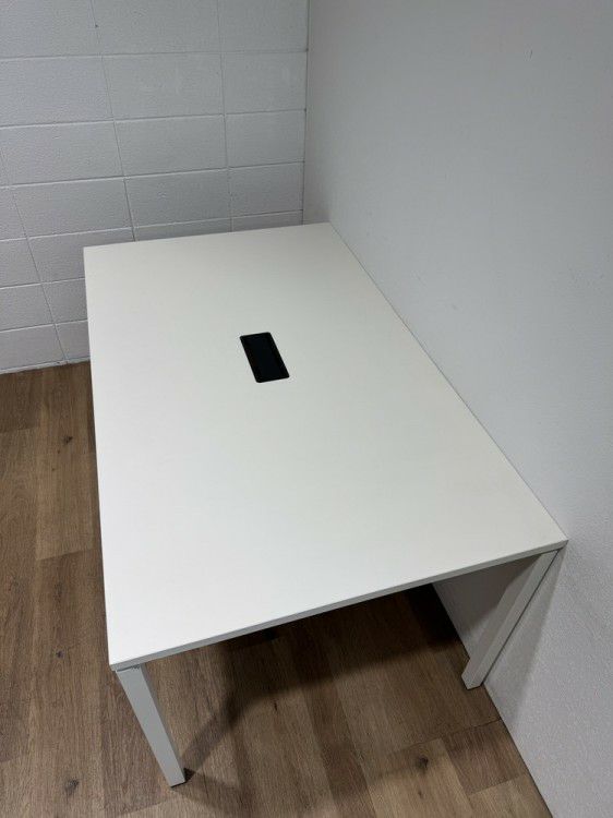 ナイキミーティングテーブル 商品画像2