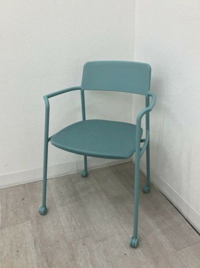 コクヨエニー(Any)シリーズ ネスティングチェア 商品画像1