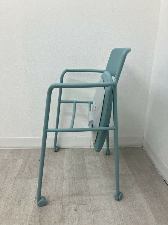 コクヨエニー(Any)シリーズ ネスティングチェア 商品画像11