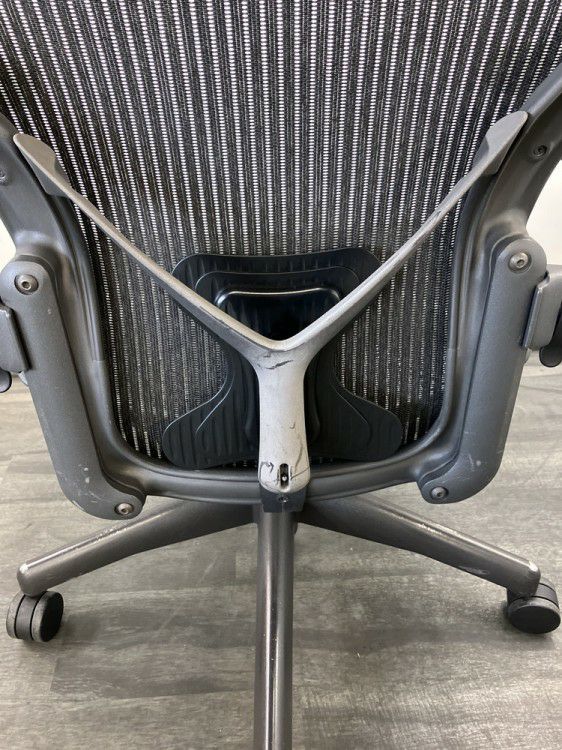 HermanMiller（ハーマンミラー）アーロンチェア 可動肘付アーロンチェア 商品画像5