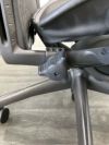 HermanMiller（ハーマンミラー）アーロンチェア 可動肘付アーロンチェア 商品画像8