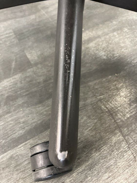 HermanMiller（ハーマンミラー）アーロンチェア 可動肘付アーロンチェア 商品画像9