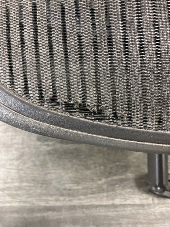 HermanMiller（ハーマンミラー）アーロンチェア 可動肘付アーロンチェア 商品画像8