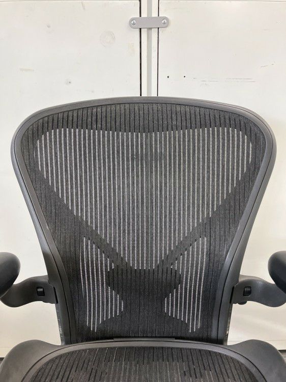 HermanMiller（ハーマンミラー）アーロンチェア 可動肘付アーロンチェア 商品画像19