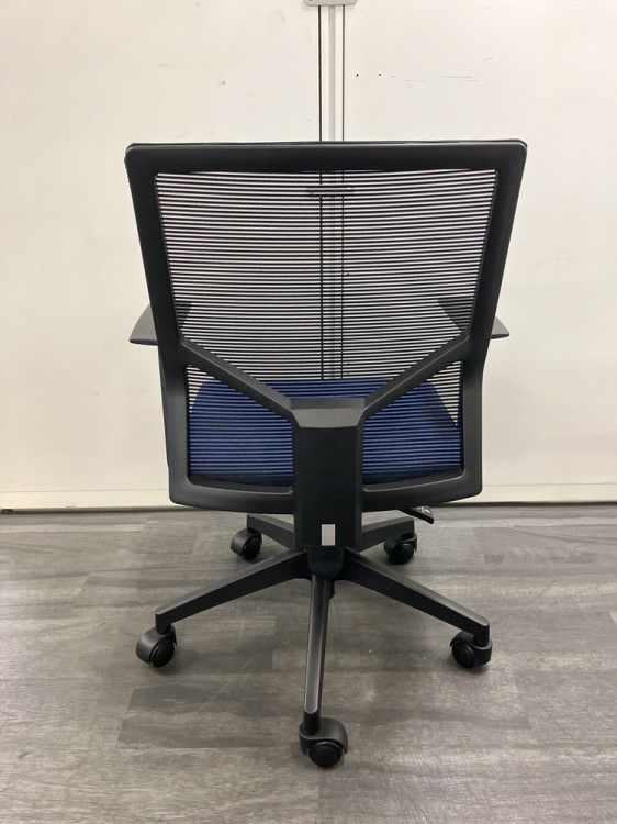 関家具ホープシリーズ 固定肘付ホープチェア 商品画像4