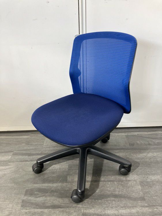 ウチダ（内田洋行）エニーザ（Anyza）チェア エニーザチェア 商品画像1