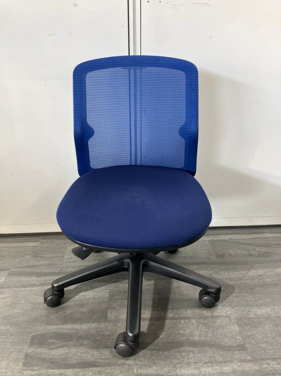 ウチダ（内田洋行）エニーザ（Anyza）チェア エニーザチェア 商品画像2