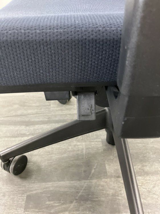 コクヨWizard2(ウィザード2)チェア 可動肘付ウィザード2チェア 商品画像7