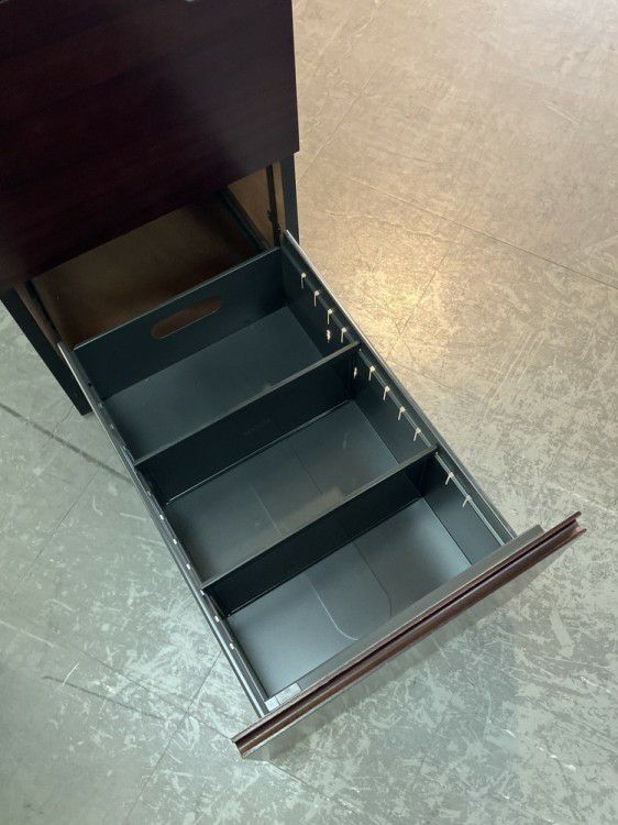 オカムラ脇机 商品画像3