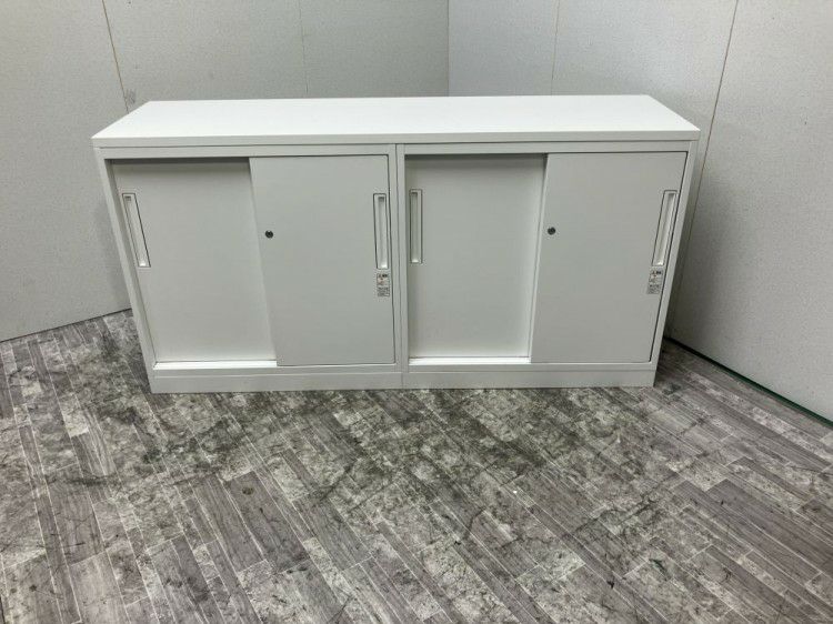 コクヨEDIA(エディア)シリーズ 天板付2連引違い書庫 商品画像1