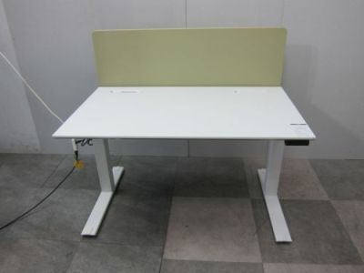 ウチダ デスクパネル付1150電動昇降デスク