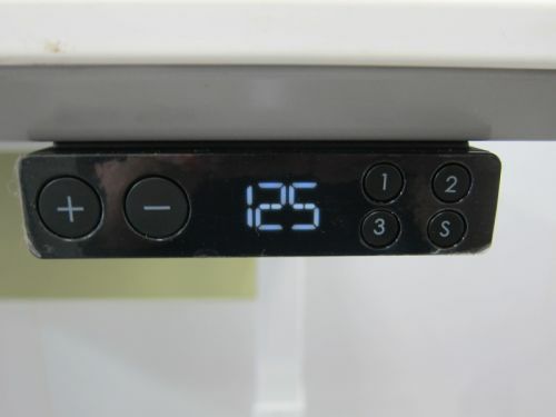 ウチダ（内田洋行）デスクパネル付1150電動昇降デスク 商品画像7