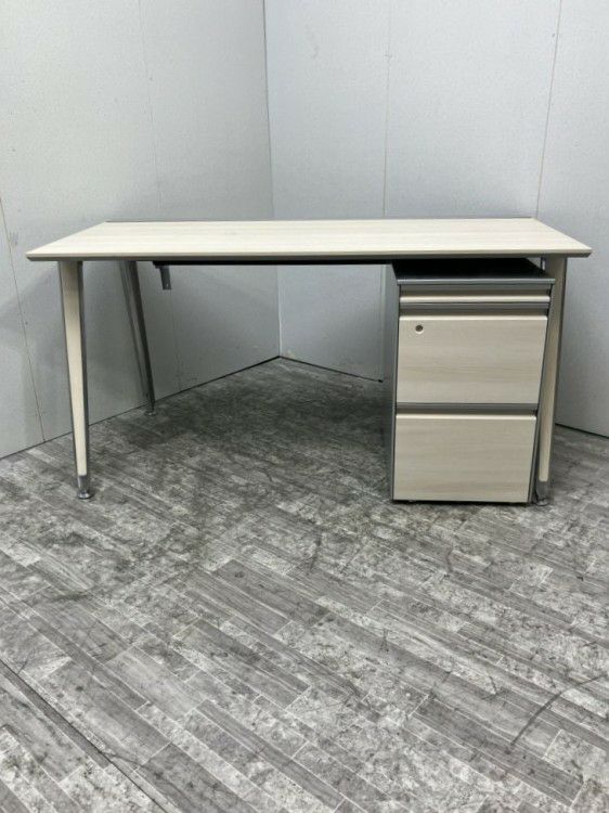 オカムラプリシード（PRESEDE）シリーズ 1400平デスク+ワゴンセット 商品画像1