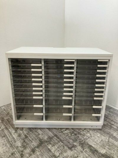 イトーキシンラインシリーズ 天板付A4クリアケース書庫 商品画像1