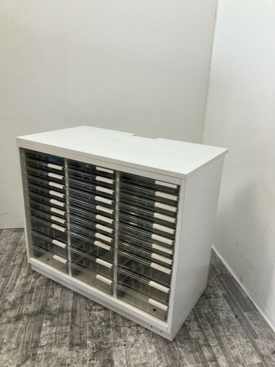 イトーキシンラインシリーズ 天板付A4クリアケース書庫 商品画像2