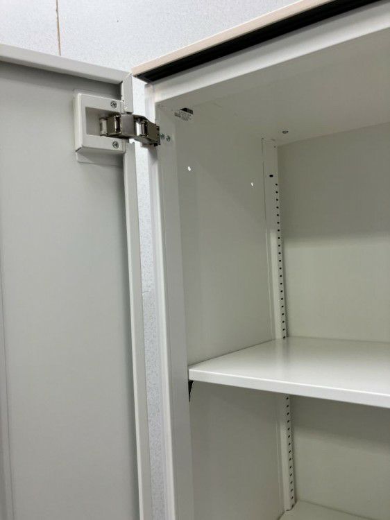 オカムラレクトラインシリーズ 天板付両開き書庫 商品画像4