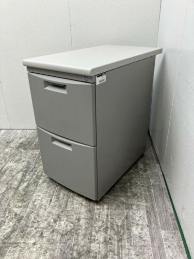 イトーキCZシリーズ 2段脇机 商品画像1