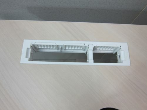 オカムラスイフト（Swift）シリーズ 電動昇降式1540L型デスク 商品画像4