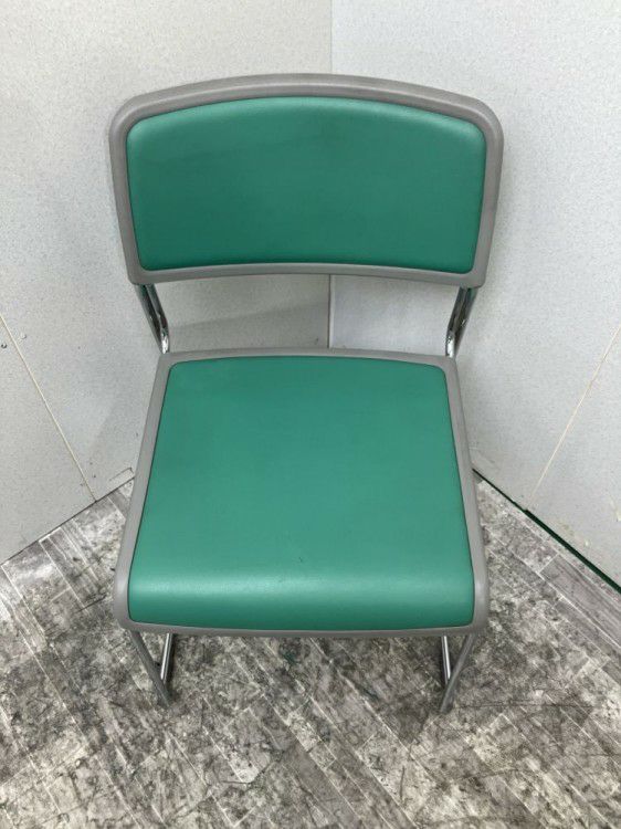 コクヨスタッキングチェア 商品画像3
