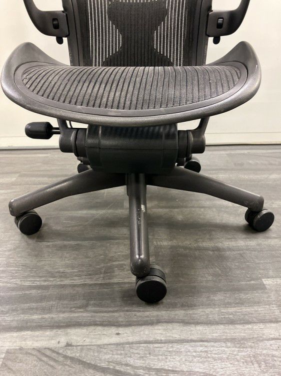 HermanMiller（ハーマンミラー）アーロンチェア 可動肘付アーロンチェア 商品画像14