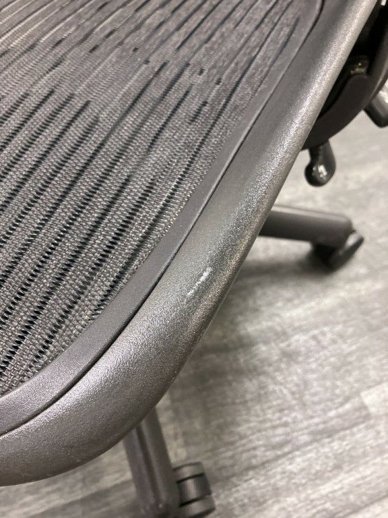 HermanMiller（ハーマンミラー）アーロンチェア 可動肘付アーロンチェア 商品画像23