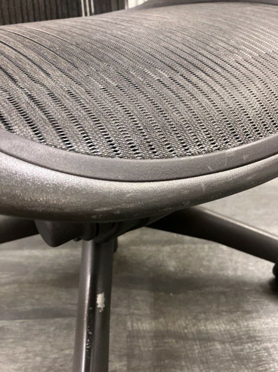 HermanMiller（ハーマンミラー）アーロンチェア 可動肘付アーロンチェア 商品画像26