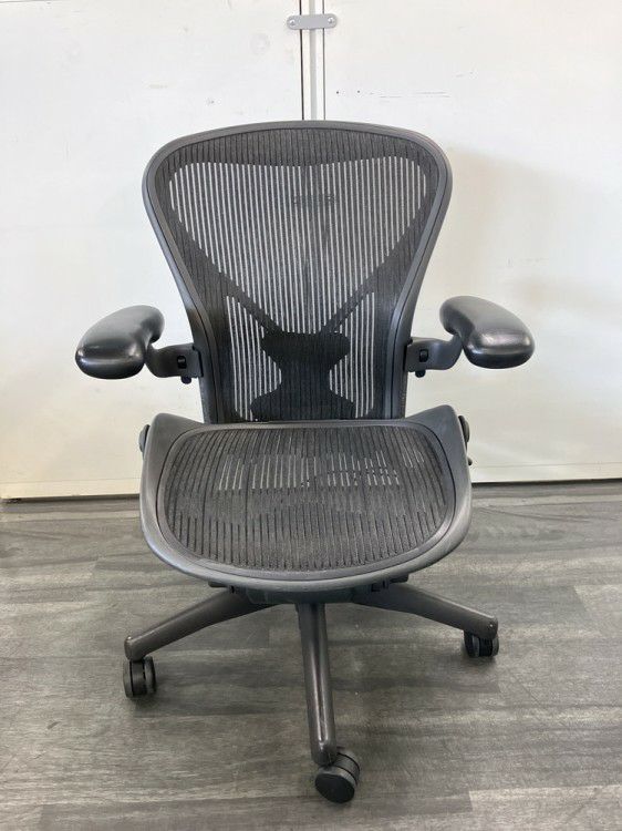 HermanMiller（ハーマンミラー）アーロンチェア 可動肘付アーロンチェア 商品画像2