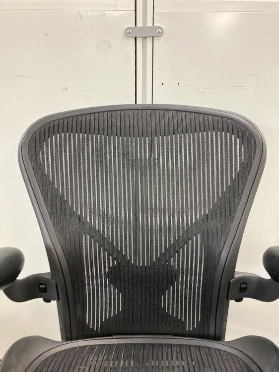 HermanMiller（ハーマンミラー）アーロンチェア 可動肘付アーロンチェア 商品画像10