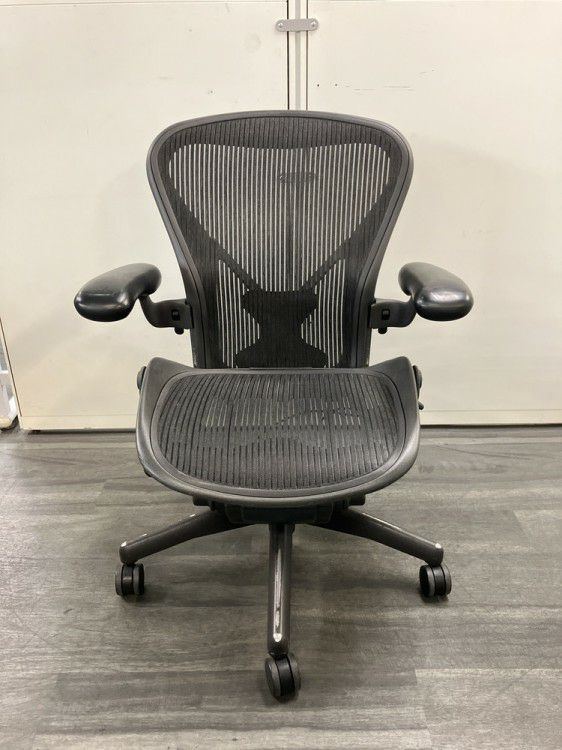 HermanMiller（ハーマンミラー）アーロンチェア 可動肘付アーロンチェア 商品画像2