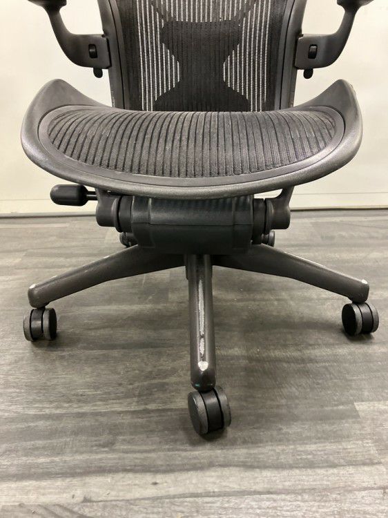 HermanMiller（ハーマンミラー）アーロンチェア 可動肘付アーロンチェア 商品画像14