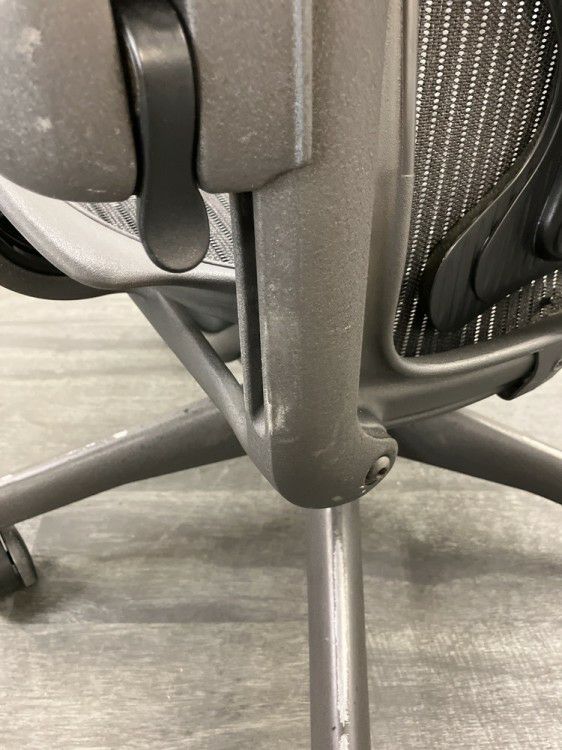 HermanMiller（ハーマンミラー）アーロンチェア 可動肘付アーロンチェア 商品画像19