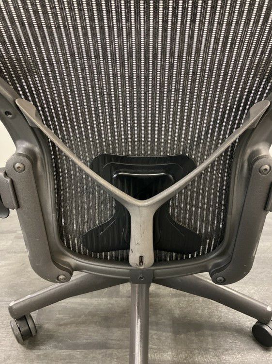 HermanMiller（ハーマンミラー）アーロンチェア 可動肘付アーロンチェア 商品画像20