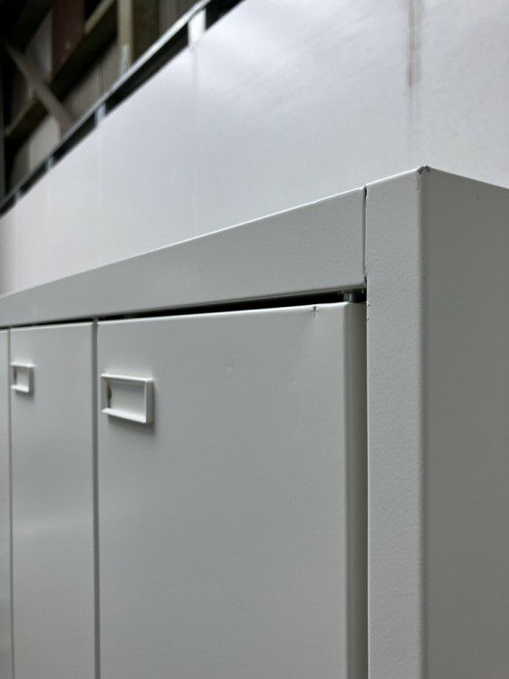 オカムラFZタイプシリーズ 4人用ロッカー 商品画像6