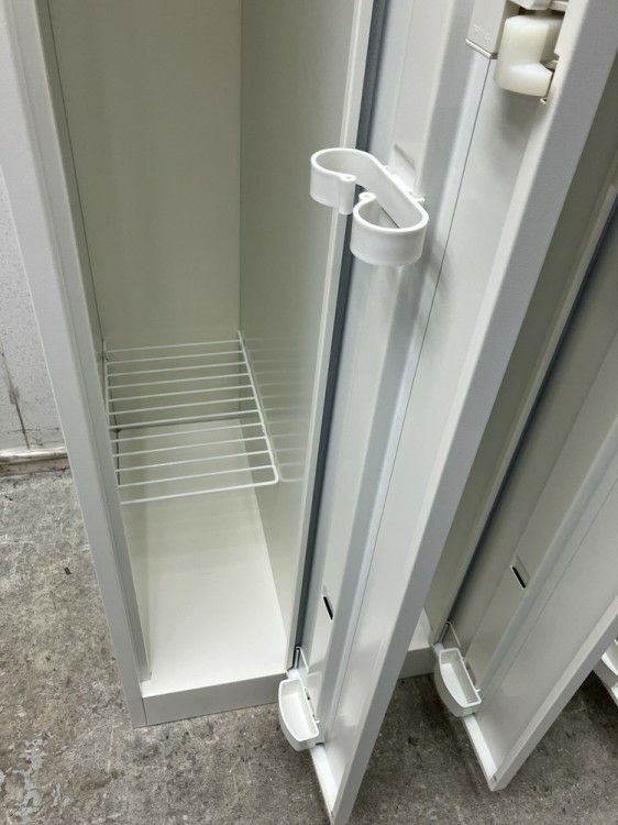 オカムラFZタイプシリーズ 4人用ロッカー 商品画像5