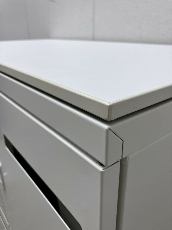 オカムラ4人用パーソナルロッカー 商品画像6