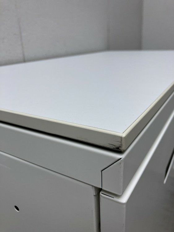 オカムラ4人用パーソナルロッカー 商品画像9