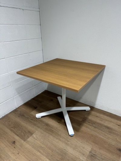 コクヨデイズオフィス フリップトップシリーズ 角テーブル 商品画像1