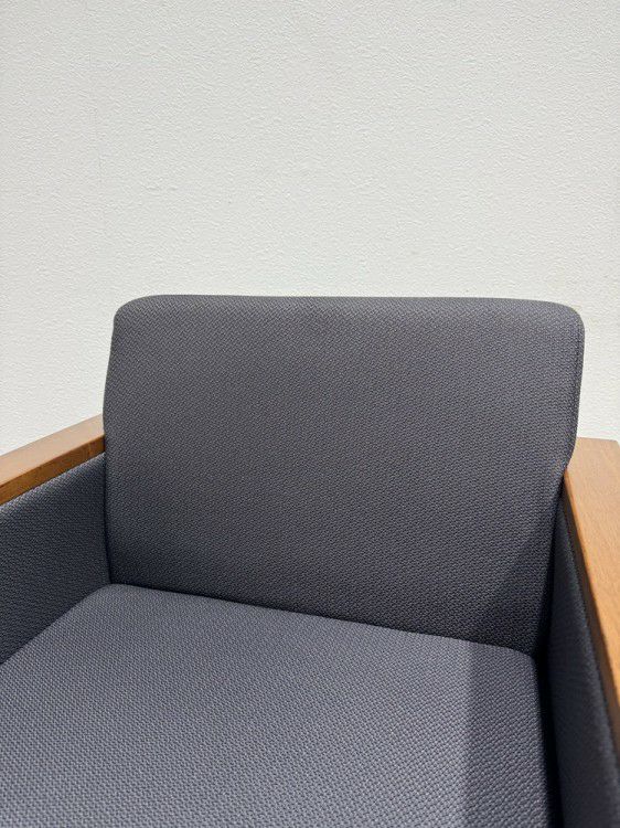 コクヨオルセー3シリーズ アームチェア6脚セット 商品画像4