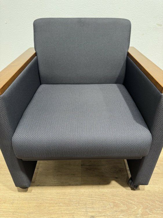 コクヨオルセー3シリーズ アームチェア6脚セット 商品画像5