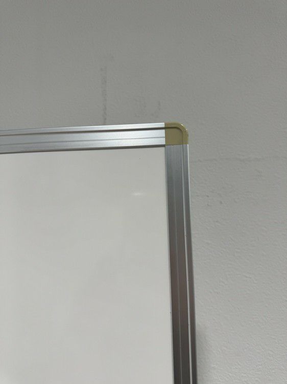 イトーキ1200脚付ホワイトボード 商品画像4